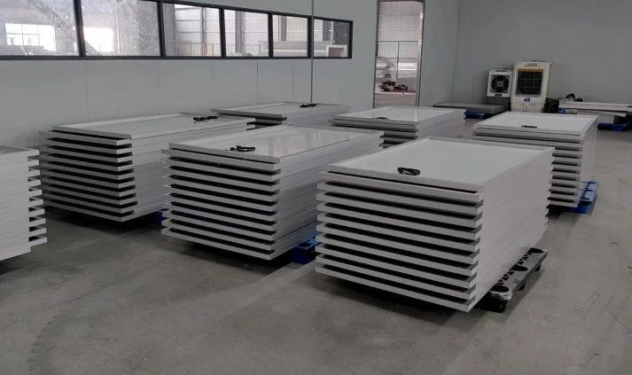 Paneles Solares Costos Mono crystalline Photovoltaic Wholesale Sale Outdoor Standard 20 Years