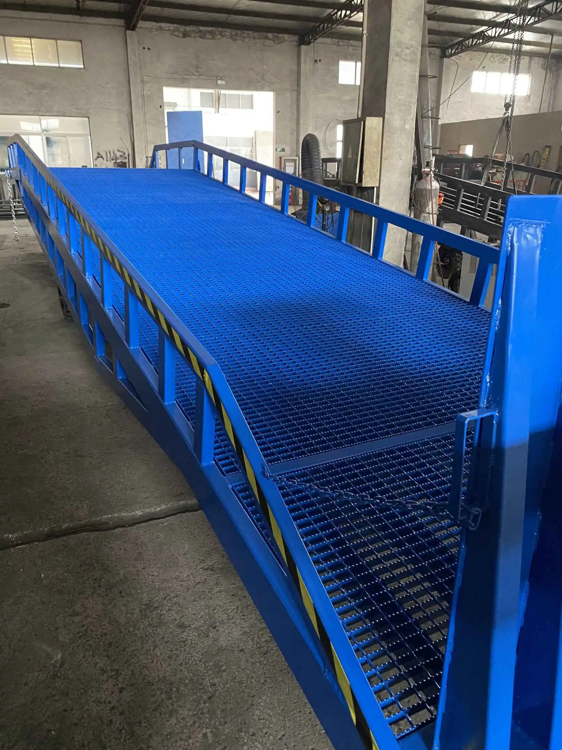 Aluminum Dock Ramp loading unloading cargo Ramp WELIFTRICH