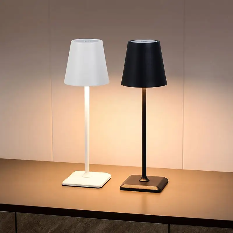 Hot Selling Light Luxury Lamp Home Bedroom Hotel Guest Room Decoration Lighting Cordless Rechargeable Aluminum LED Table Lamp