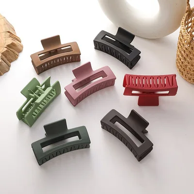 2024 New arrivals solid color hair claw large acetate hair accessories plastic hair claw clips for women