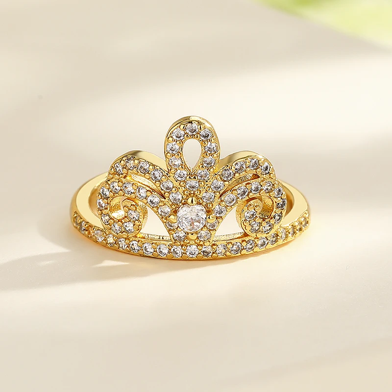 Majestic 18K Gold Plated Crown Rings Wholesale Fashion Elegance Women Fashion Jewelry Rings With Aaa Cubic Zirconia