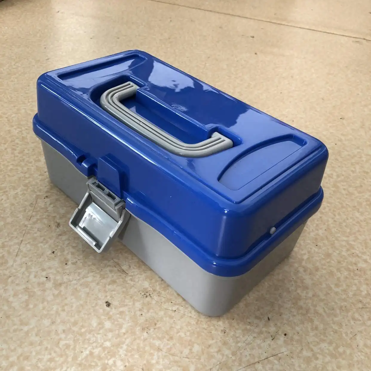 28X16.5X13cm 480g Multi layer tray fishing storage box tackle plastic lure box fishing tackle box handy fishing tackle tool case