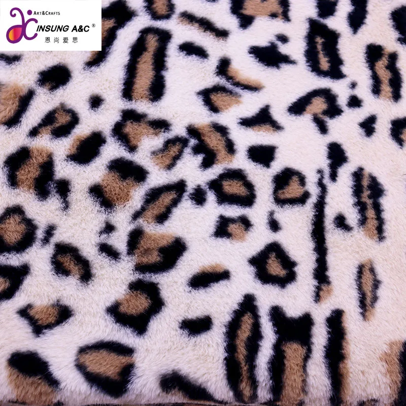 Hot Sale Eco-friendly Material 30M MOQ Fluffy  Polyester Printing Rabbit Fur For Bag