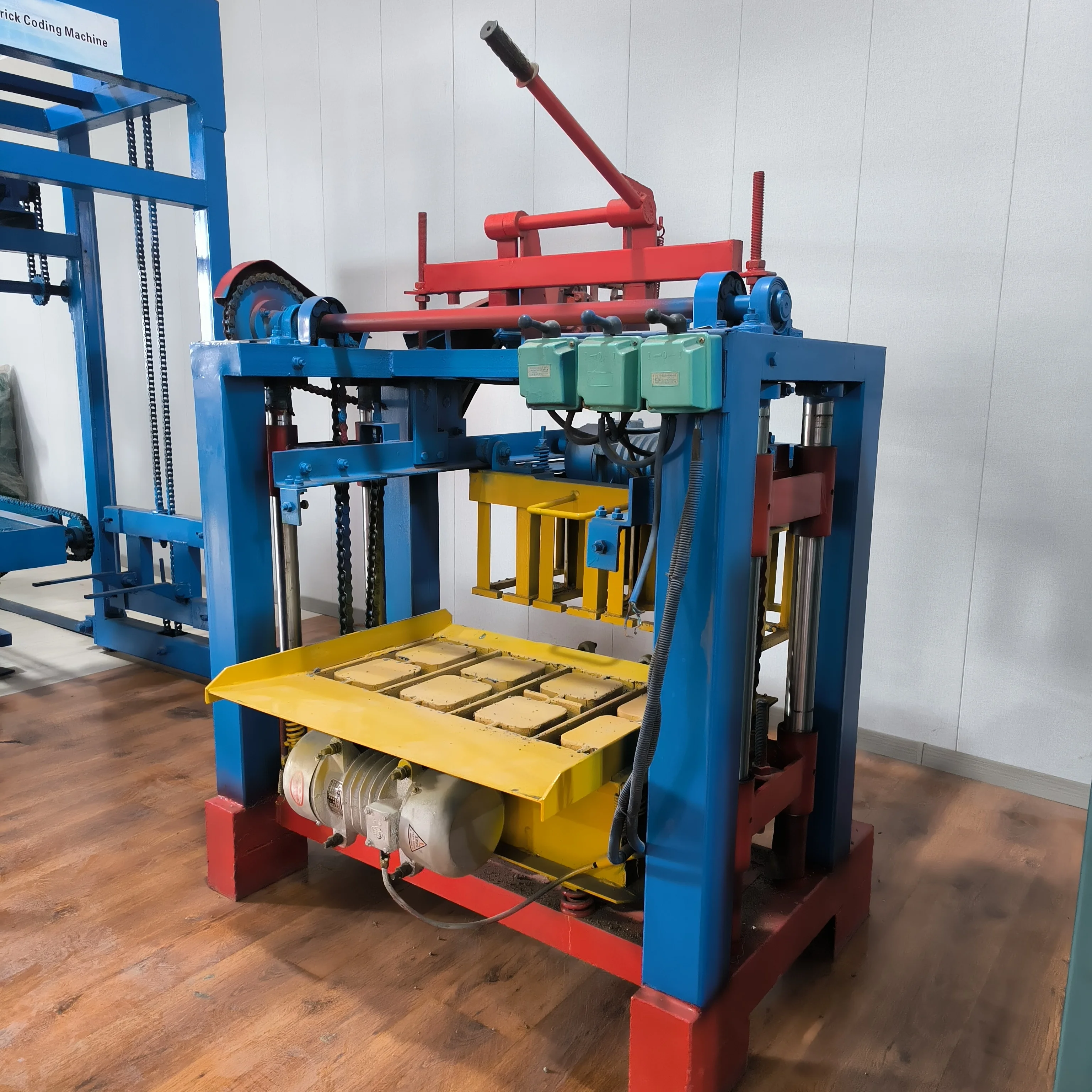 Concrete cement brick making machine Cement ventilation brick making machine Concrete block laying machine