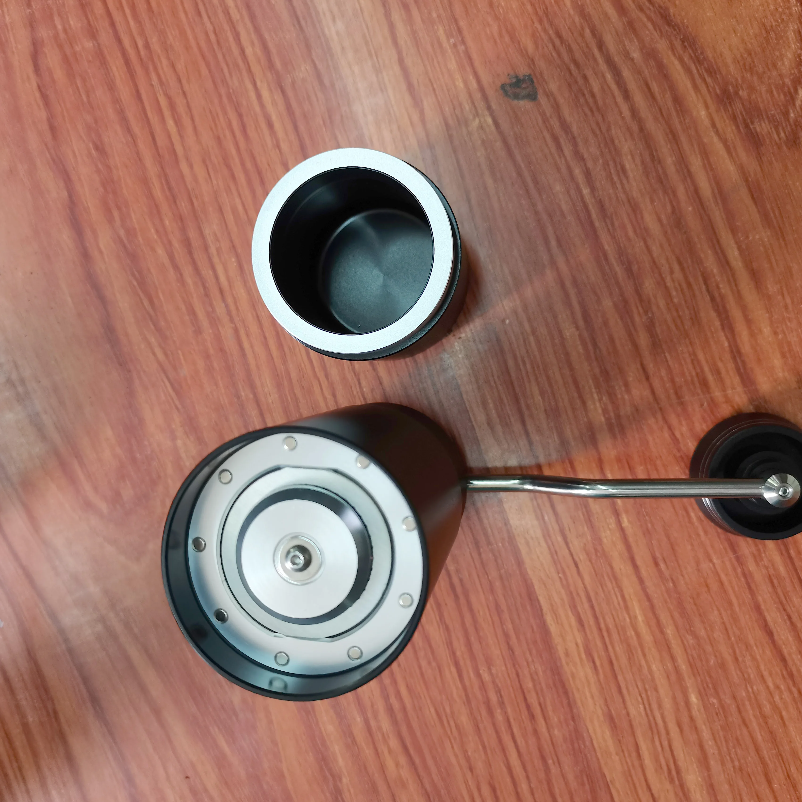 Portable Cafe Coffee Beans Grinder Stainless Steel  external thickness control Hand Manual Coffee Grinder