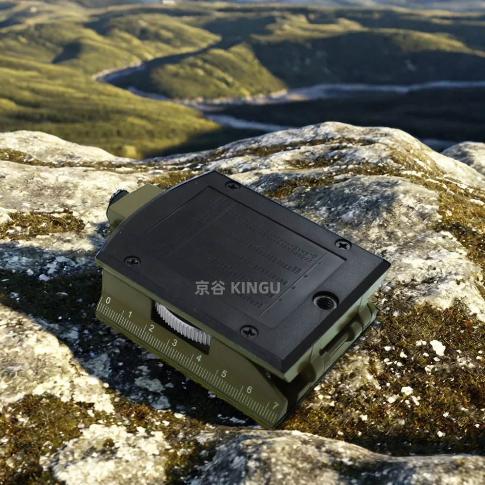 Factory Wholesale K4074 Multifunctional Luminous Belt Slope Meter American Compass Portable Metal Compass Camping Accessories