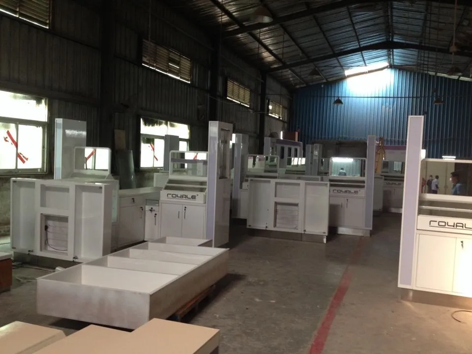 M2 Display Custom Salon Interior Decoration Style Store Display Stand Hair Kiosk for Beauty Salon and Spa