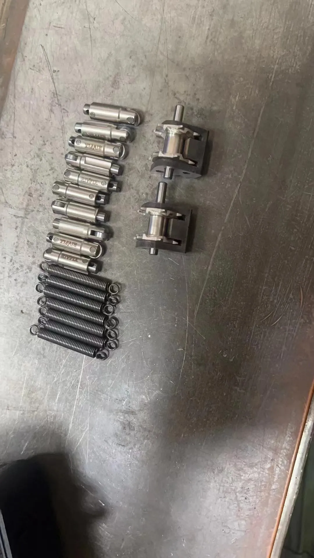 Sandwich Bus Duct Riveting Machine Automatic Feed Riveting Machinery