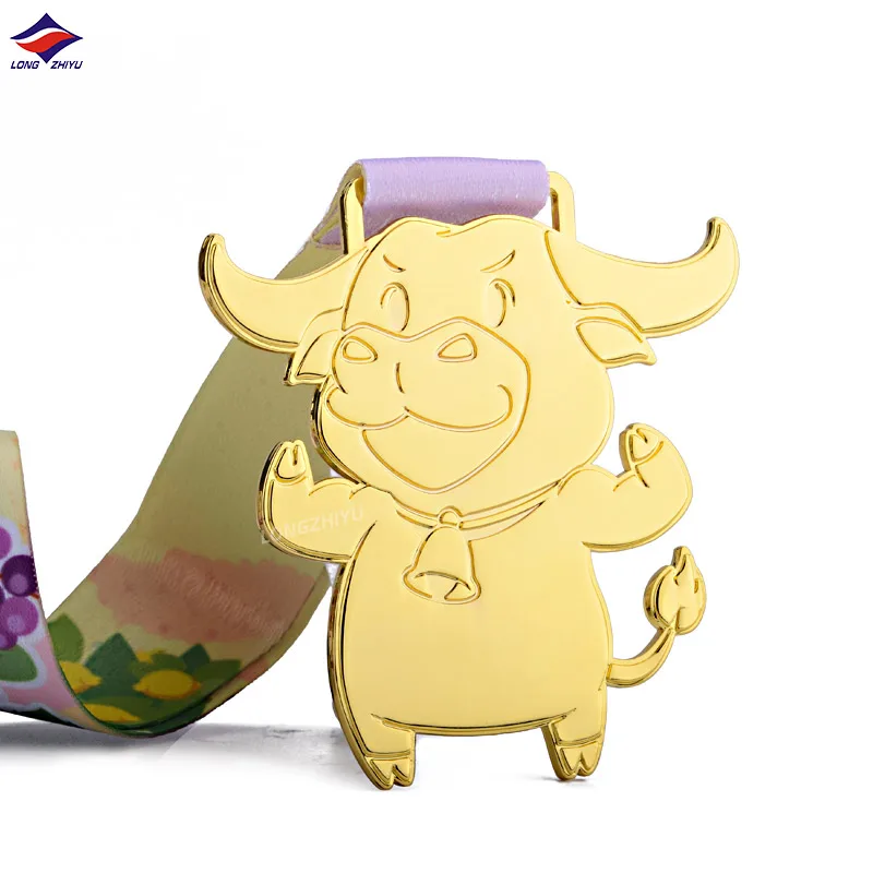 Longzhiyu gift factory design your own zinc alloy 3d gold award marathon running medals custom wholesale metal sport medal