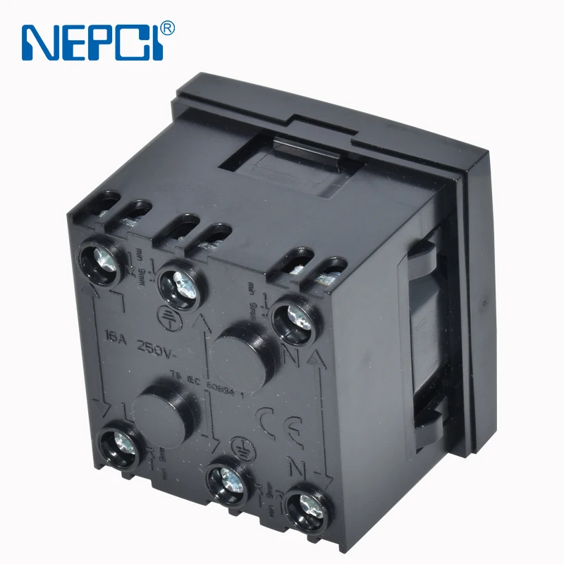 Factory price German Schuko Socket 16 A 250 V Series wall power outlet tamper resistant 45*45mm PC white