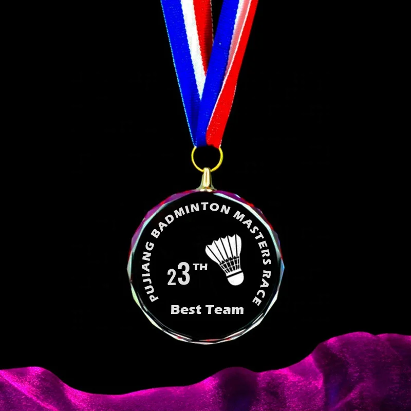 Promotion Cheap Crystal Glass Medal Hanger Custom Unique Sports Trophies and Medals