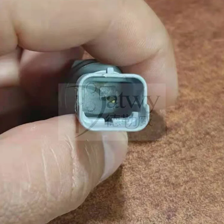 OE 1131C5 Peugeot Citroen 16V Engine Oil Pressure Switch (brand original)