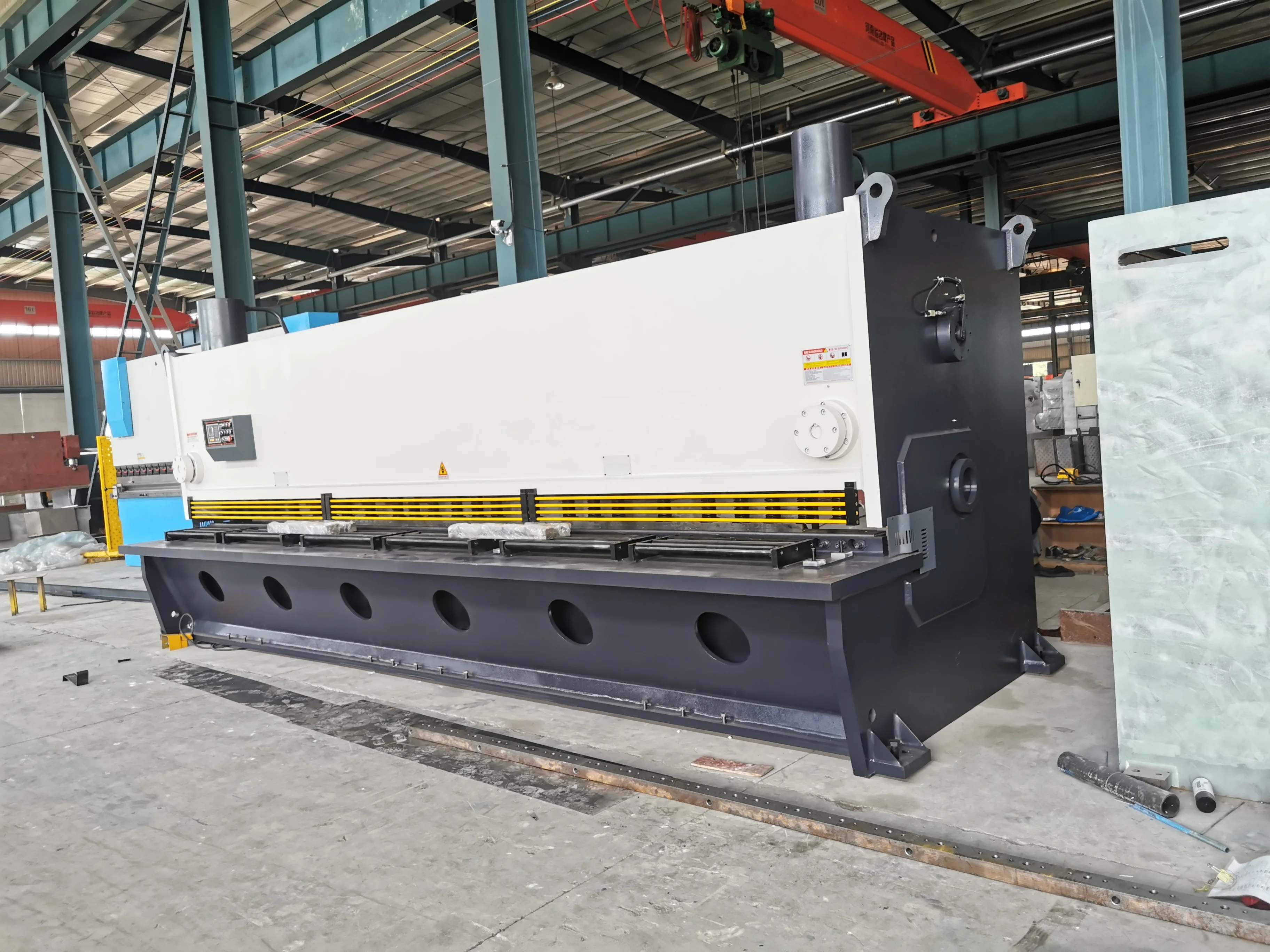 Hydraulic CNC guillotine sheet cutter plate shearing machine price