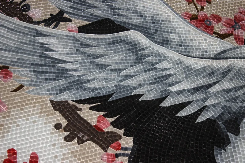 Factory chinese style Red-crowned crane flower glass tile mosaic mural patterns ceramic pieces for mosaics for decoration