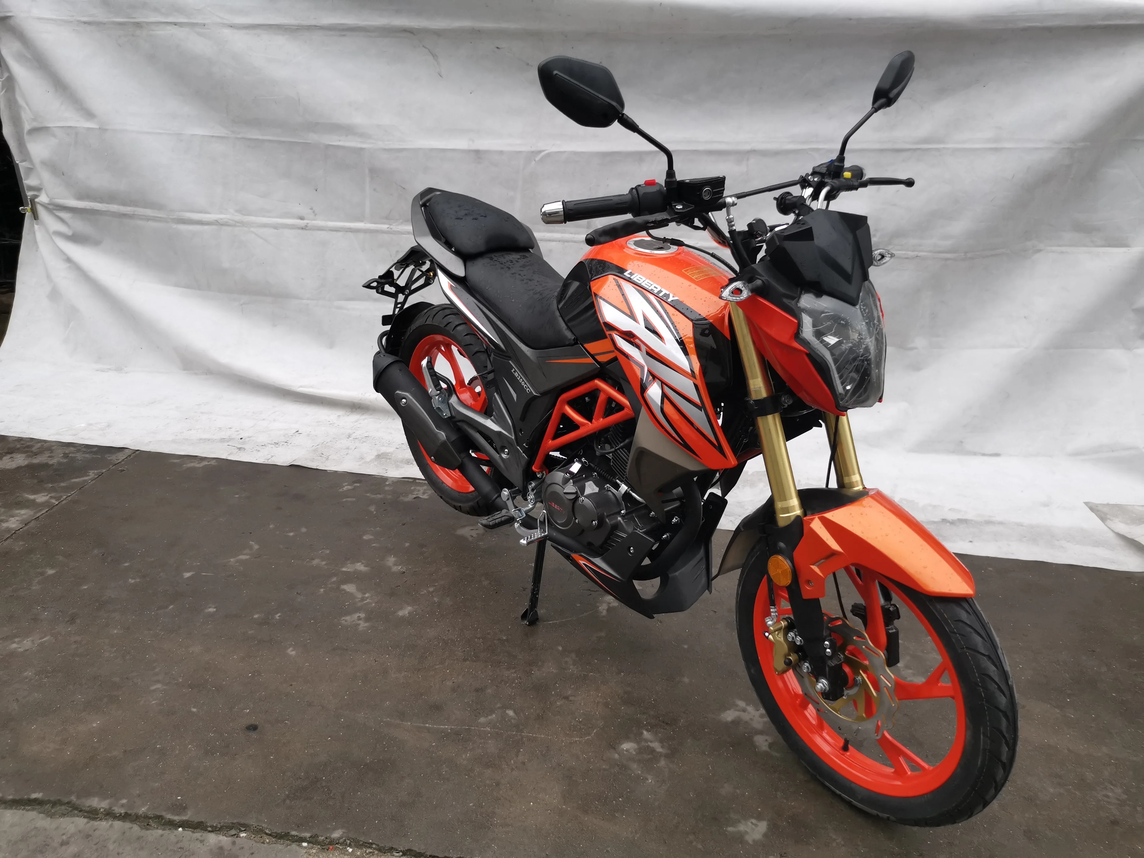 Cool design powerful 200cc gasoline motorcycle hot selling in sounth America Ecuador Peru,Chile,Paraguay etc.