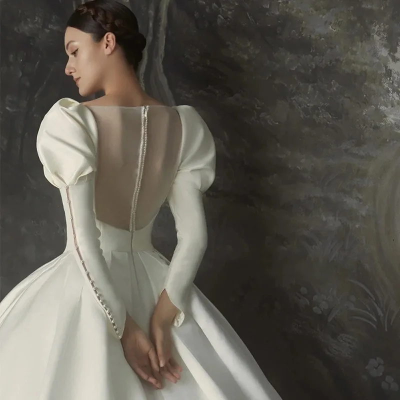 2023Long Sleeve White Satin Modest Premium Pearl Royal Girls Lehnga Choli Party Wear Petticoat For Wedding Evening Dresses Woman