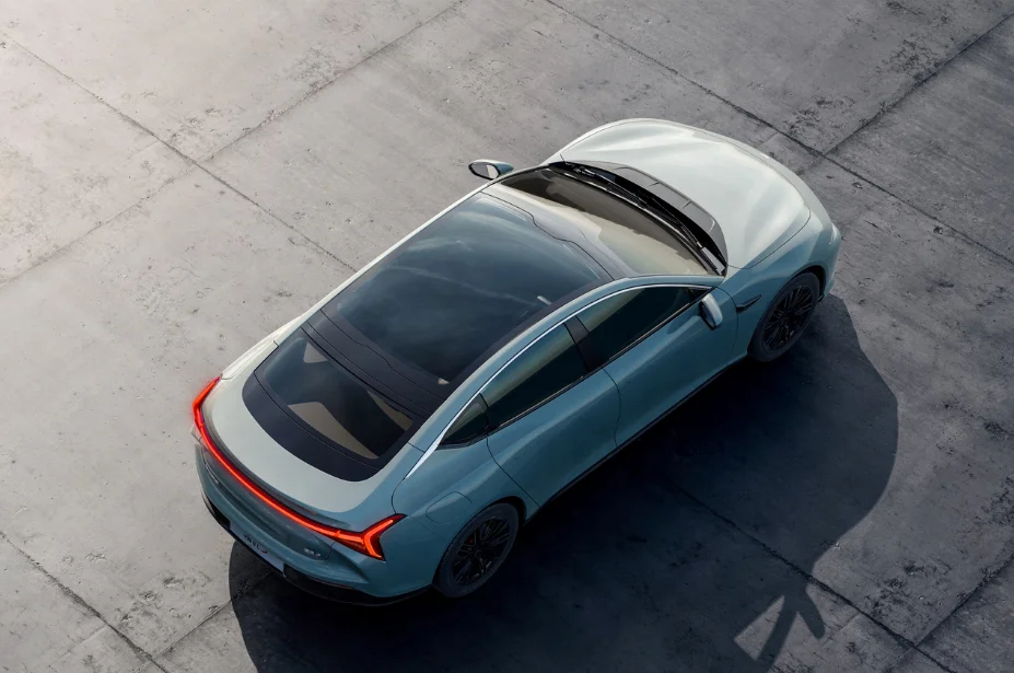 Nezha S 2022 pure electric 650km four-drive Yaoshi version TAXI