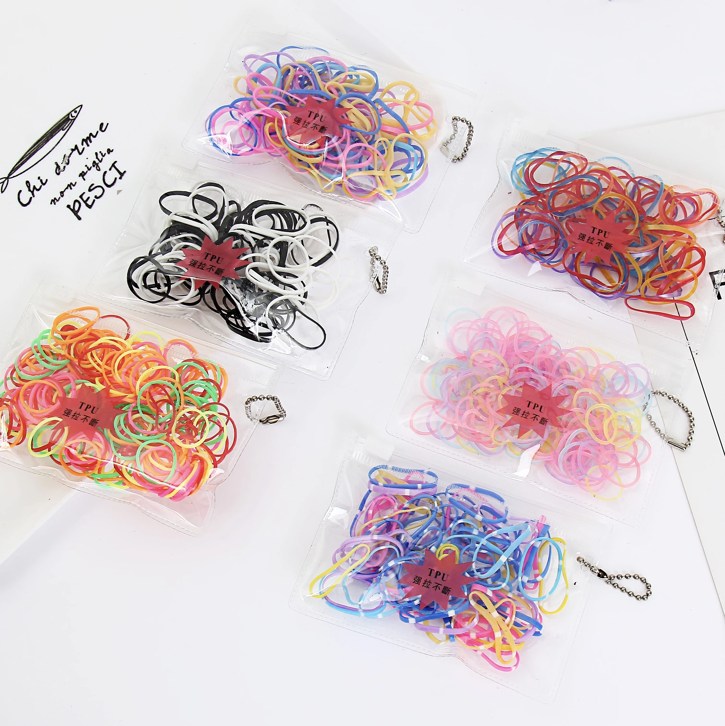 
Disposable Hair band manufacturers produce a large number of colorful hair bands 