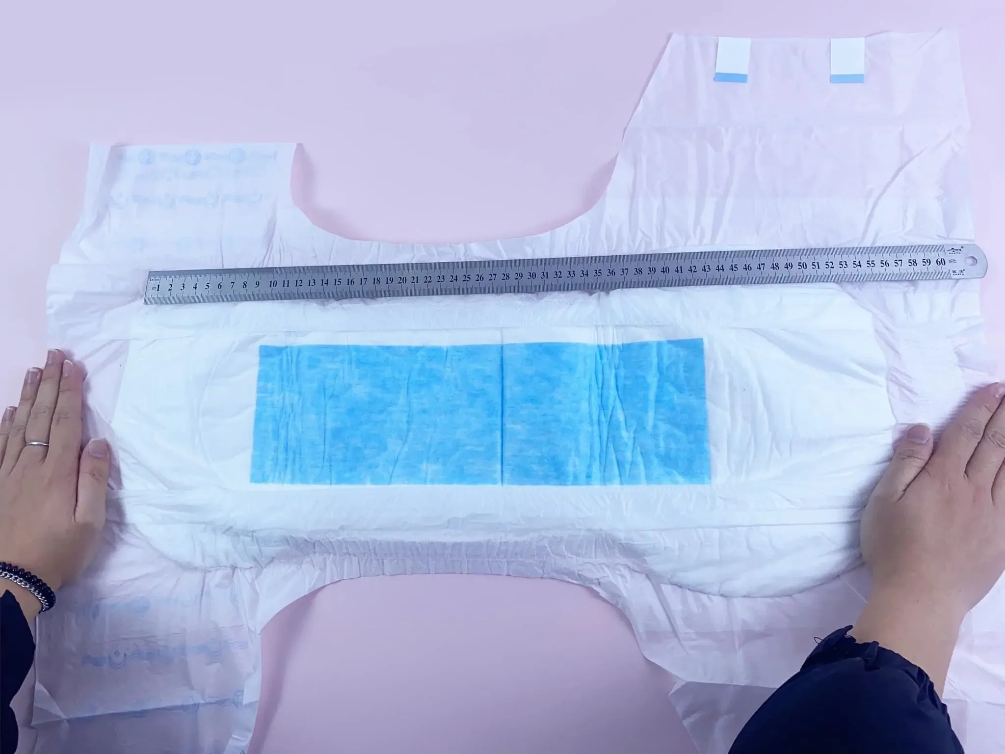 Hot Sale Free Samples Factory Price Adult Diapers Highly Absorbent Diapers for Elderly Soft Breathable Diapers for Adult