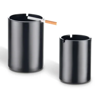 Wholesale high quality easy clean multiple specifications black square/ round cigar ashtray resin melamine ashtray custom