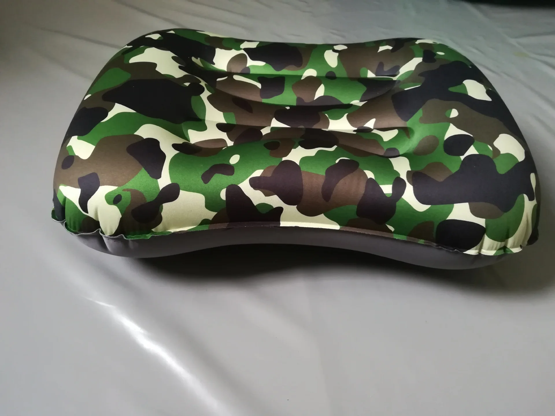 Ultralight Magnetic Inflatable Travel Pillow Waterproof Camping Hiking Office Outdoor Sleep Air Pillows Comfortable Easy Storage