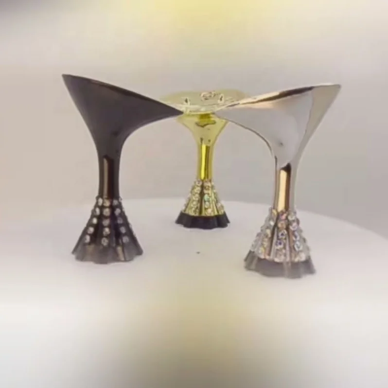 Stylish diamond decoration shoe making heels