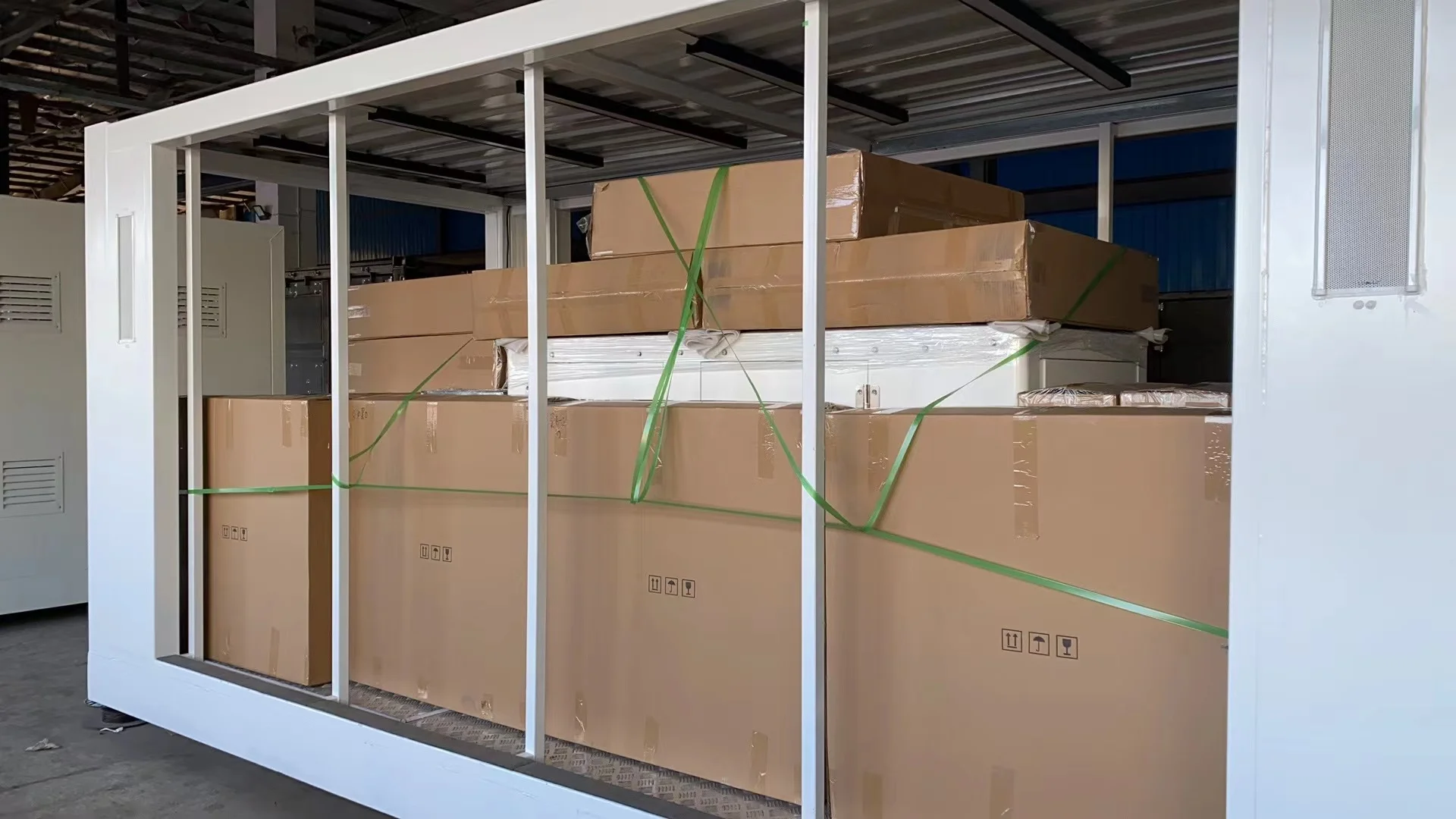 Outdoor mobile led screen display mobile truck led billboard for advertising big signal billboard for moving vans event backdrop