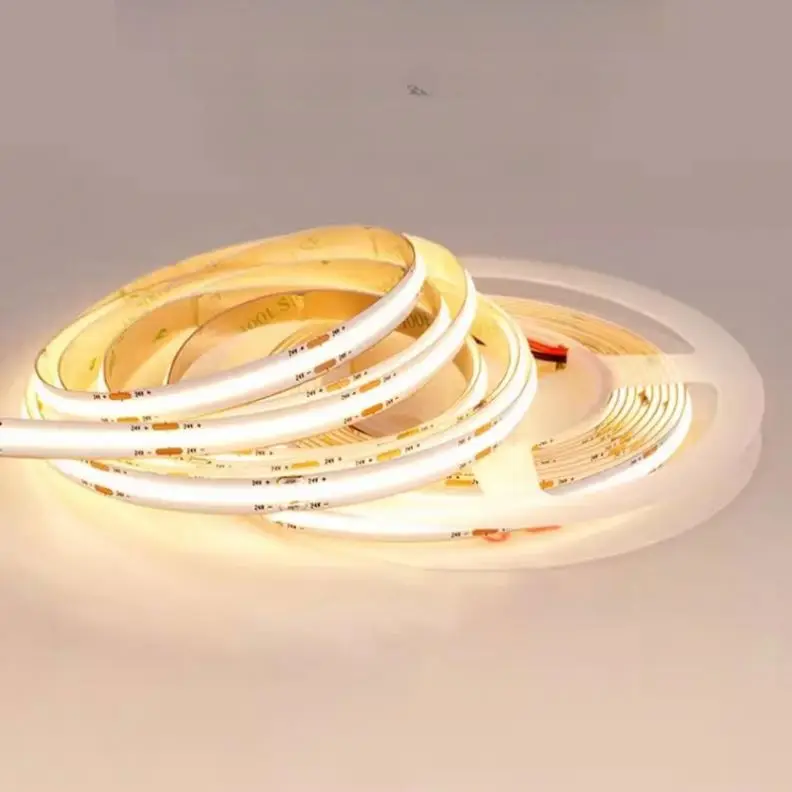 P5000 528Eds R95 High Brightness Cob 10Mm Wide Led Light Strip Usb Switch Dimmable 24V 2700K Coxotech
