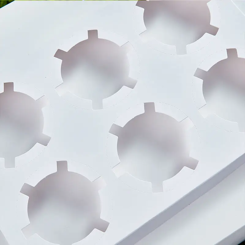 Индивидуальная художественная бумага одна штука коробка для кексов 6 12 24 Отверстия Бумажная чашка маффинов торта