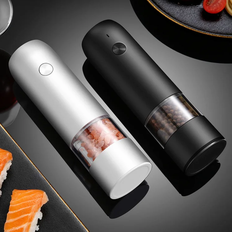 Low Price Good Quality Commercial Spice Mill Wooden Salt And Pepper Grinder Set With Adjustable Coarseness