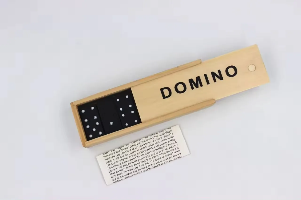 wholesale Small Blocks Mini Wooden Dominoes Gift Classic Domino Double Six Games for Boys Girls Wooden Travel Box 28 Piece Set