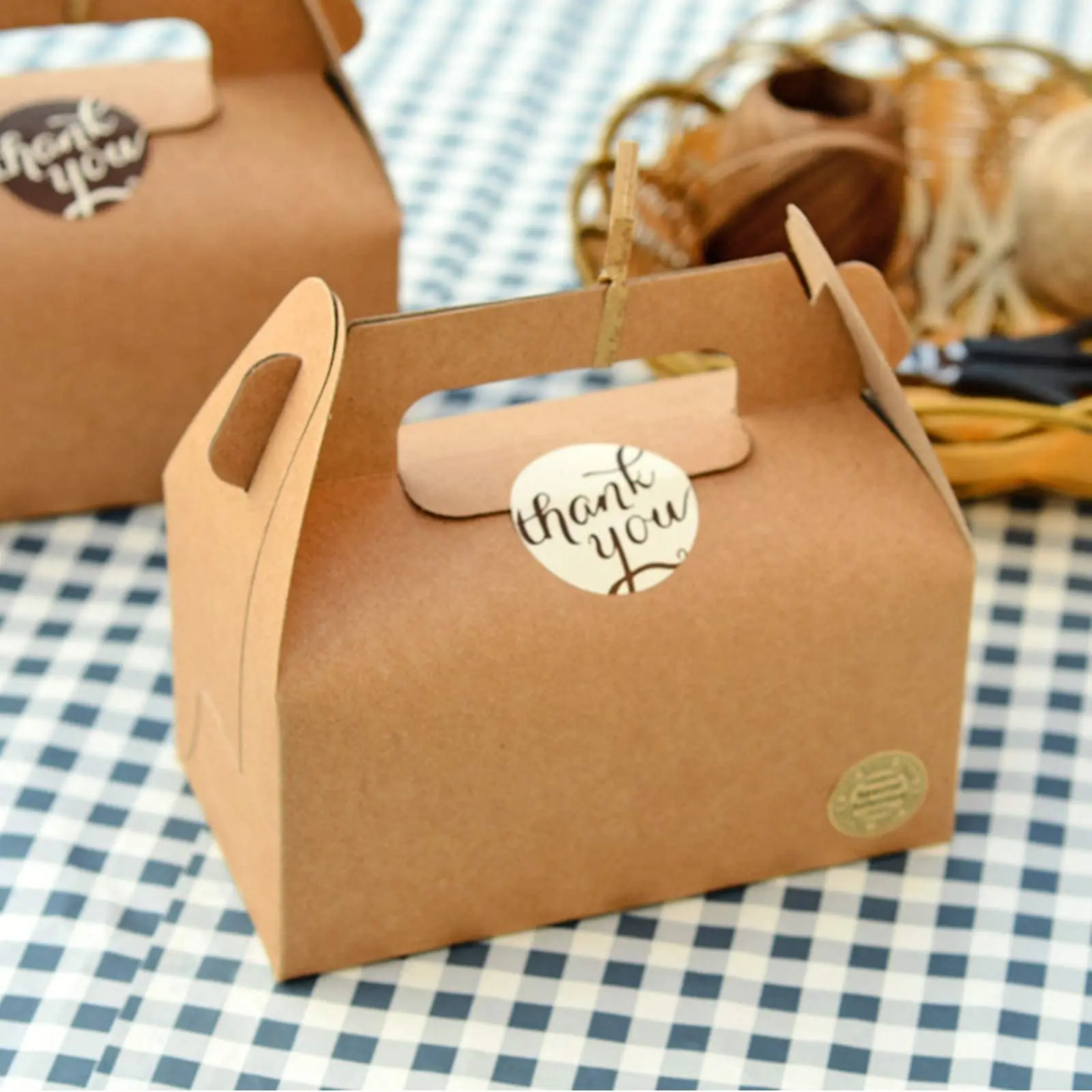 Wholesale Custom Recycle Folding Food Grade Takeaway Kraft Lunch Carton Gift Paper Packaging Box With Bag Ribbon Handle Box