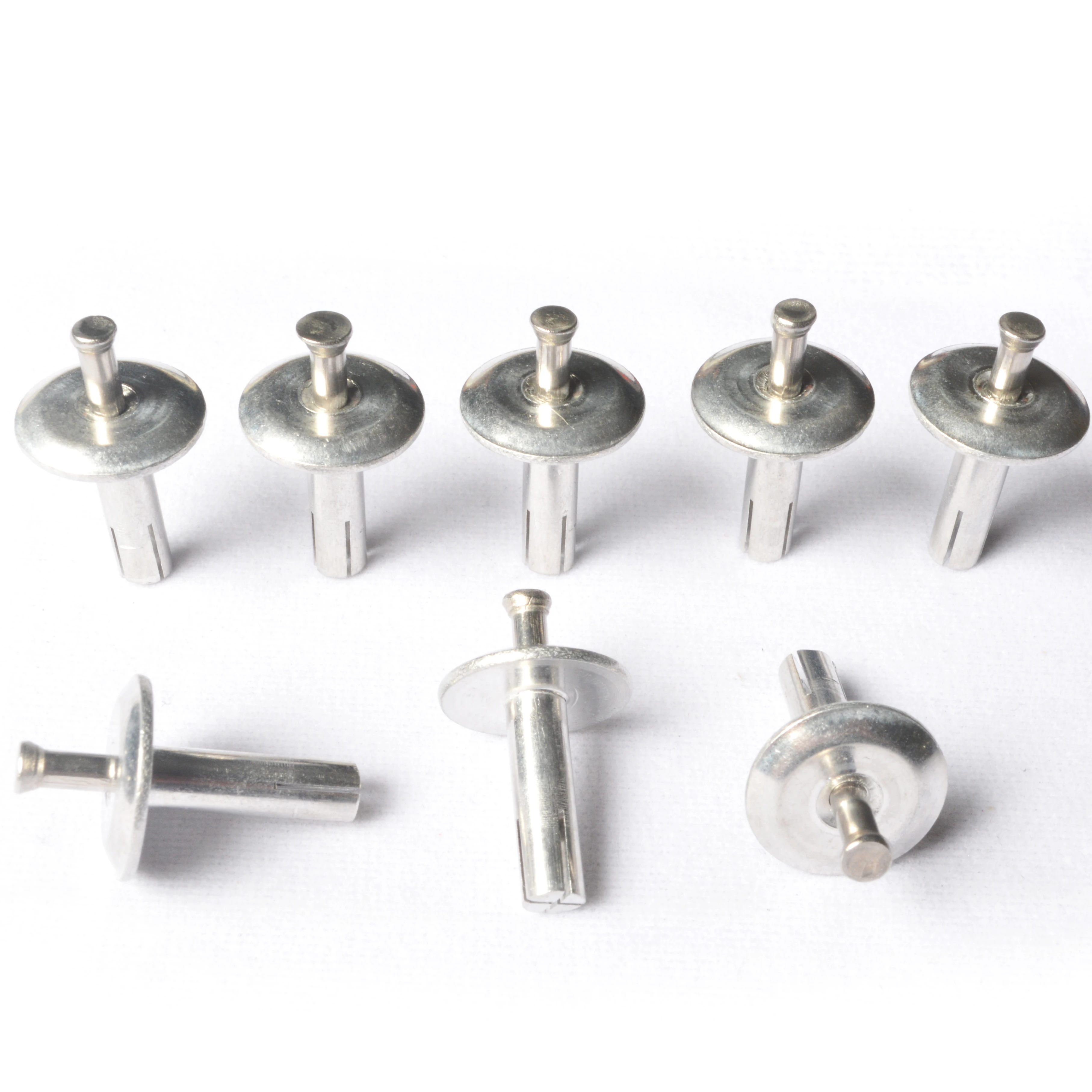 Hot Sale High Quality Solid Rivet Custom All Size Dome head Drive Rivet