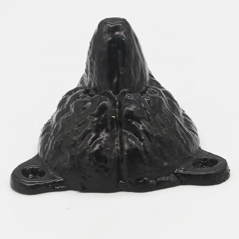 Wholesale Custom Fashion Italian Style 3D Bear Black Vintage Metal  Iron Cast Wall Mounted Bottle Opener Beer