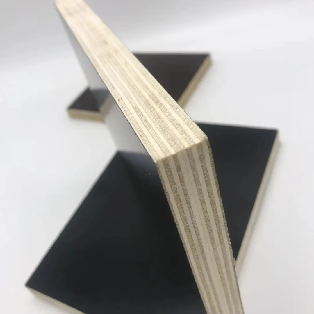 18mmx1220x2440  Film Face Plywood   poplar /eucalyptus or combi core wbp glue