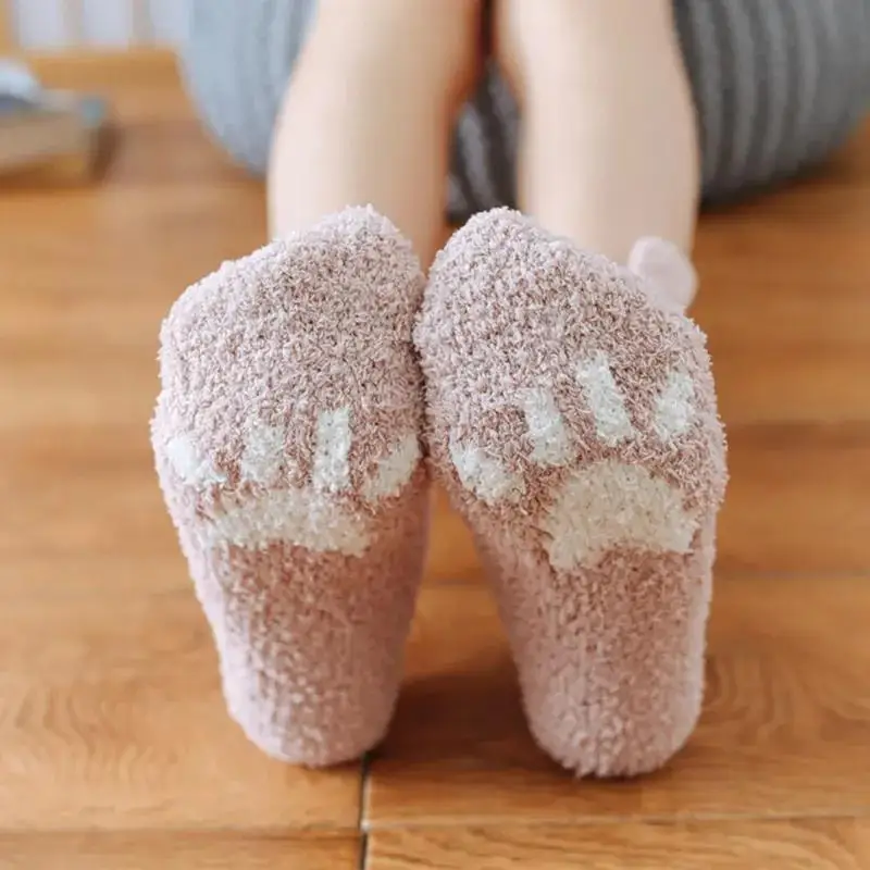 Free sample cute cozy women socks custom logo Warm thermal fuzzy terry  winter Women fluffy socks