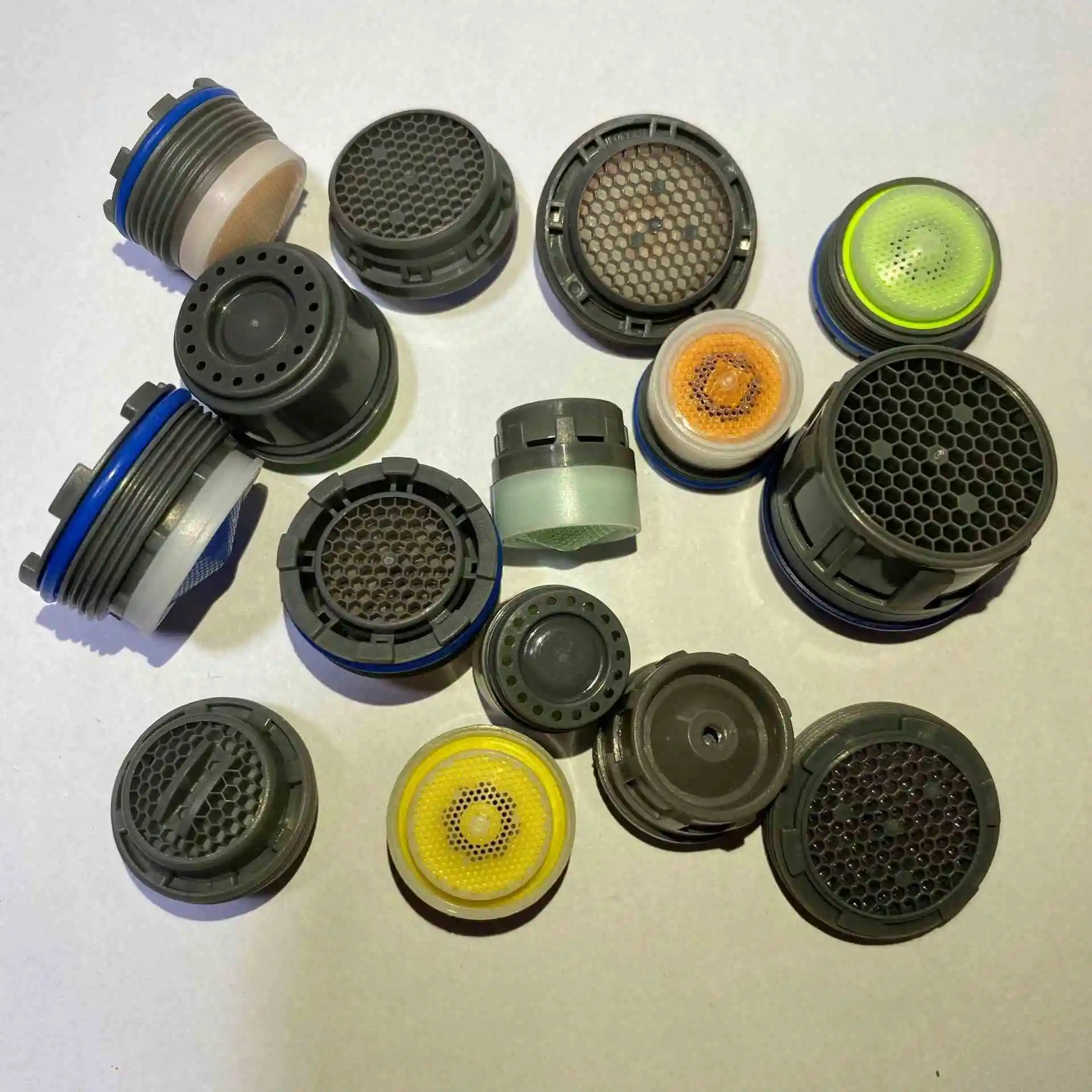 Water Flow Saver Restrictor Control Valve Flow Faucet Aerator