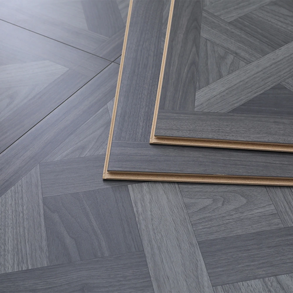 Factory Customized Pattern Easy Installation 7mm 8mm 10mm HDF AC5 Fireproof Piso Laminado Laminate German Parquet Wood Flooring
