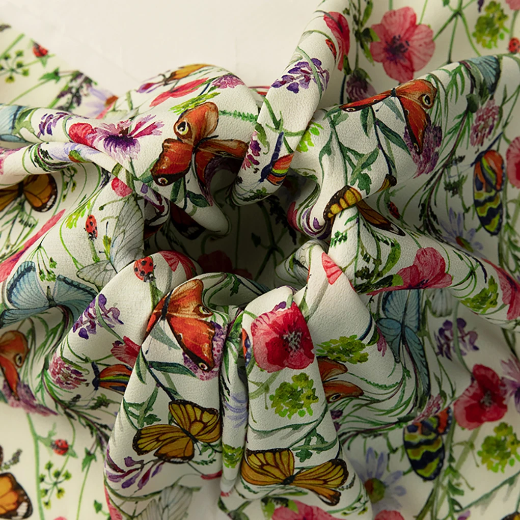 Digital Printed Botanical Watercolor Butterfly Pattern 55% Viscose 45% Rayon Challis Crepe Fabric for Women