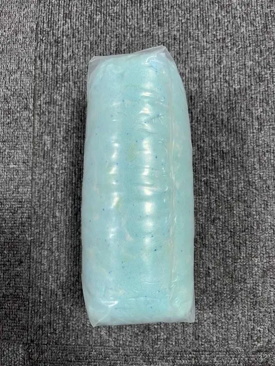 Измельченная пена с эффектом памяти и добавка из полиэфирного волокна