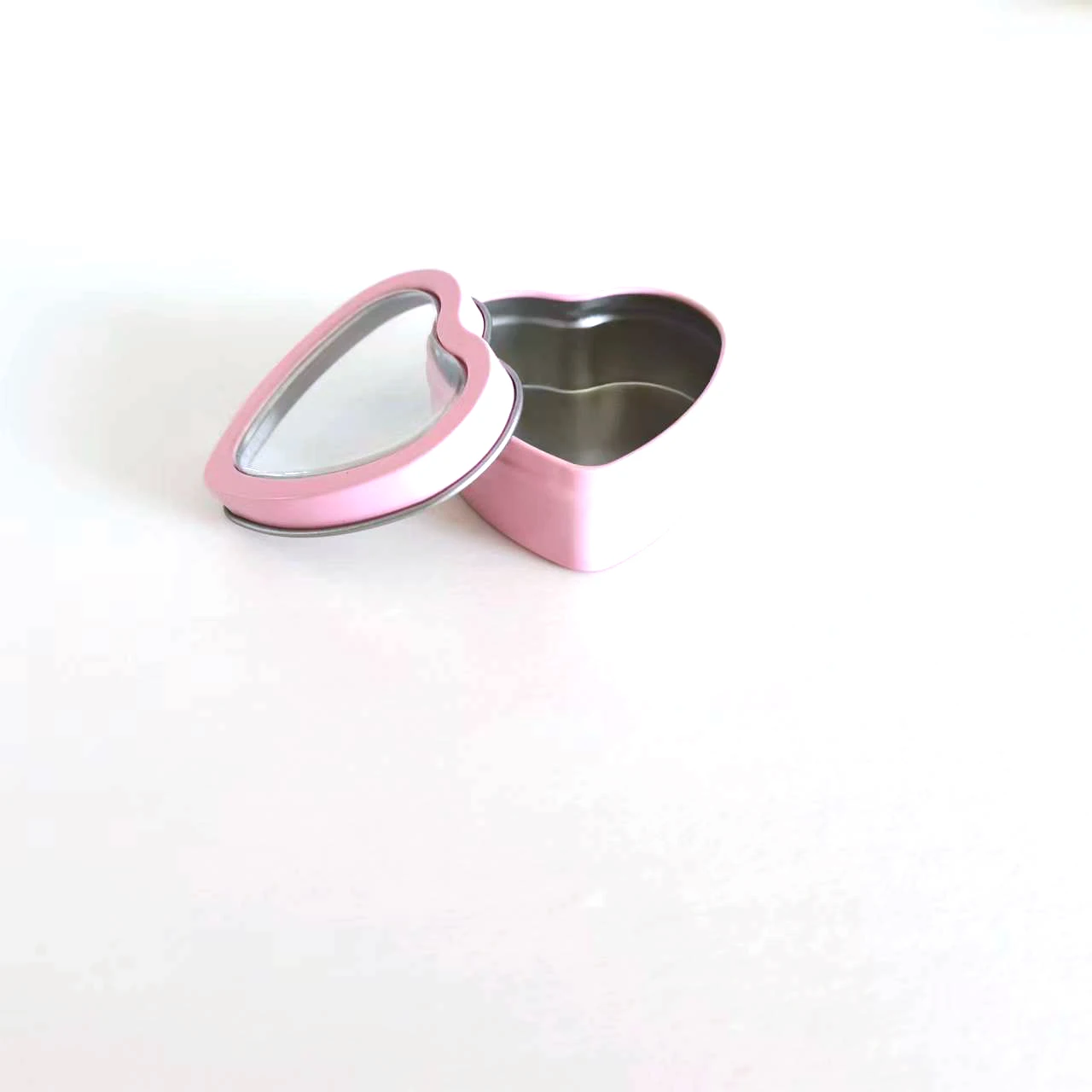 Heart shape candle tins with clear PVC window top lids clear window mint tin heart shape gift box for cosmetic sugar biscuit