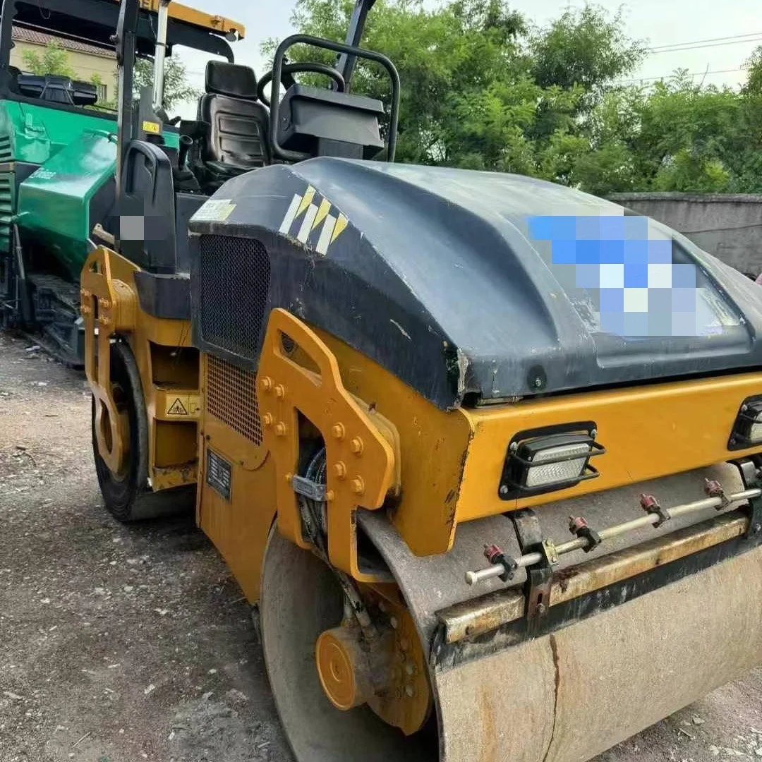 XMR403VT  USED SMALL ROAD ROLLER 4 TON USED VIBRATOR ROLLER