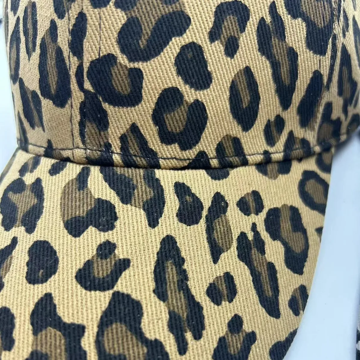 Travel Leisure  Solid Color Fashion Men Women Flat Top Wide Brim leopard print Camo  Hat Cap For Outdoor Sports Visor