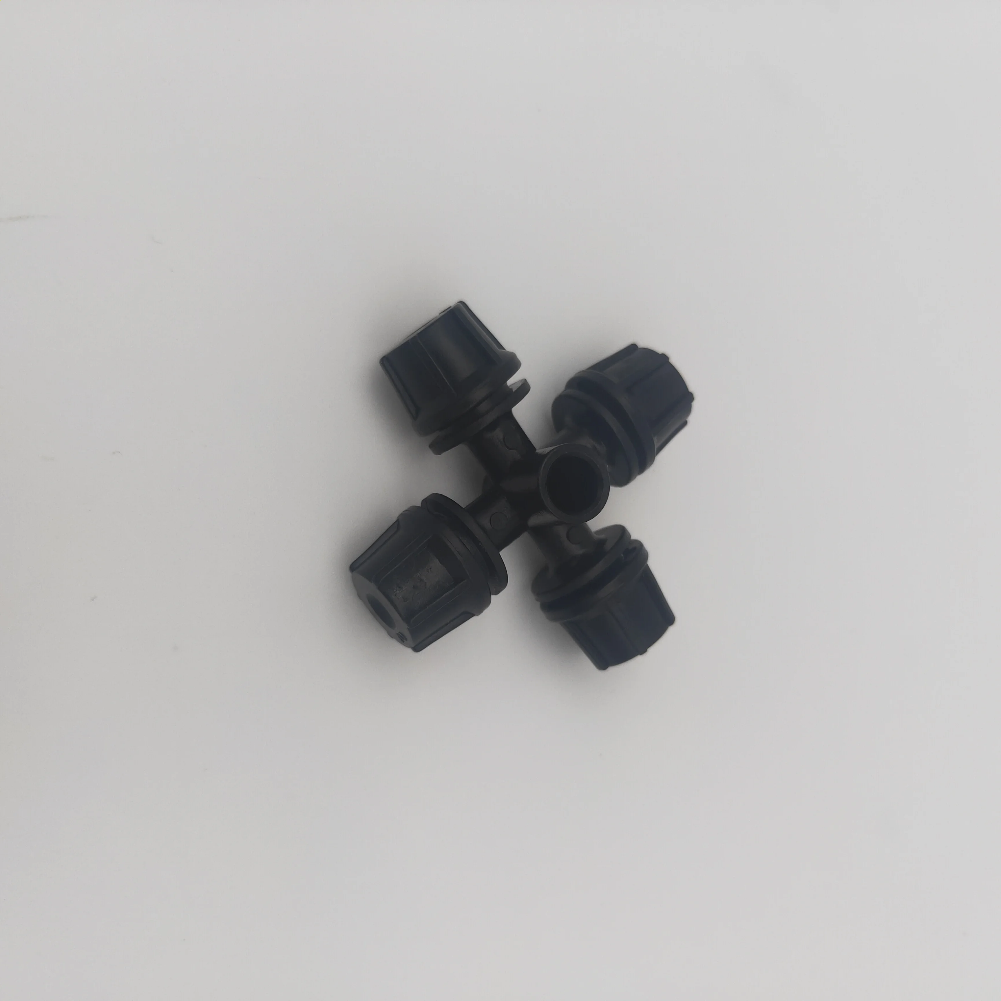 Factory supply low price fogger mister four outlet fogger China sprinkler