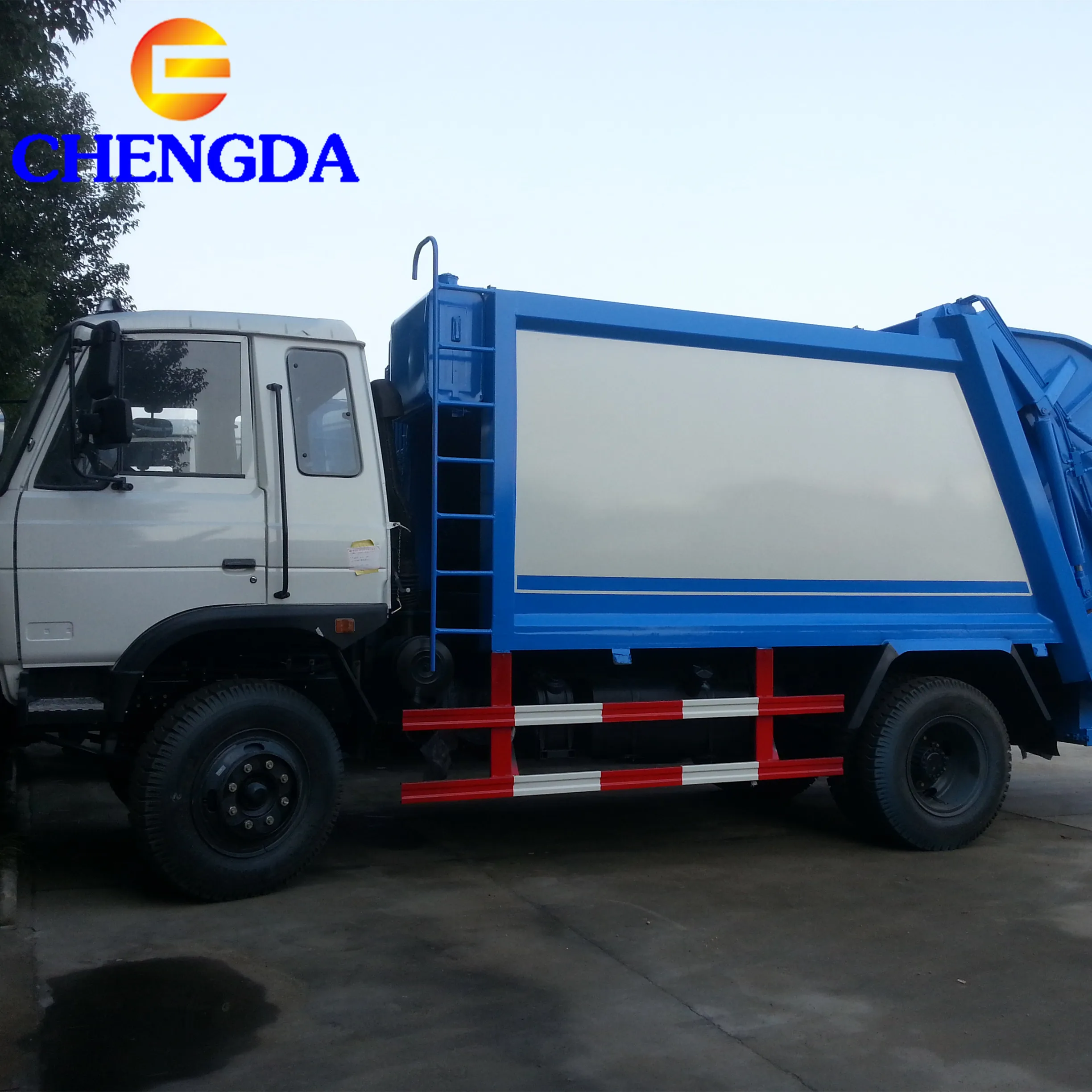 Sinotruck Howo 6x4 б/у уплотнительный мусоровоз для