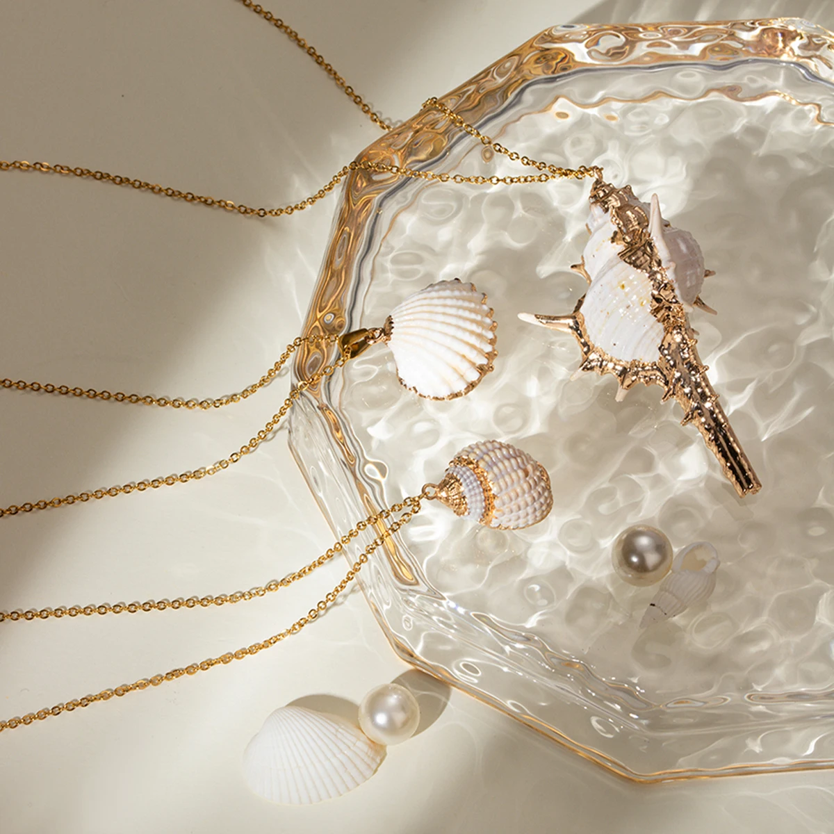 Ocean Charms Necklace 18K PVD Gold Plated Stainless Steel Waterproof  Beach Starfish Shell Necklace For Women