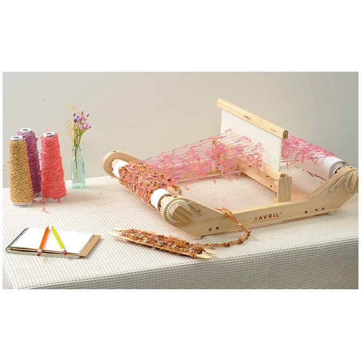 Small and light high quality spool loom yarn knitting with yarn