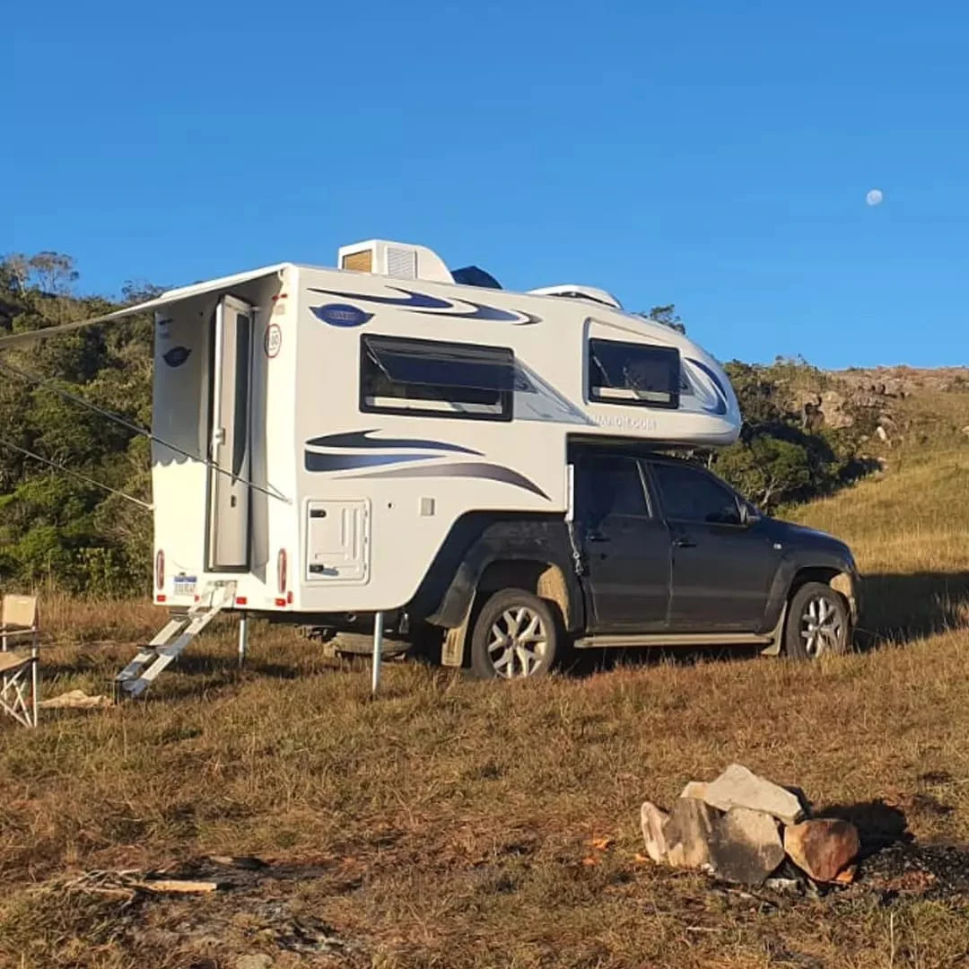 Lightweight Luxury  short Bed Truck Camper Caravan 5ft 4x4 Expedition Pick Truck Camper For Sale