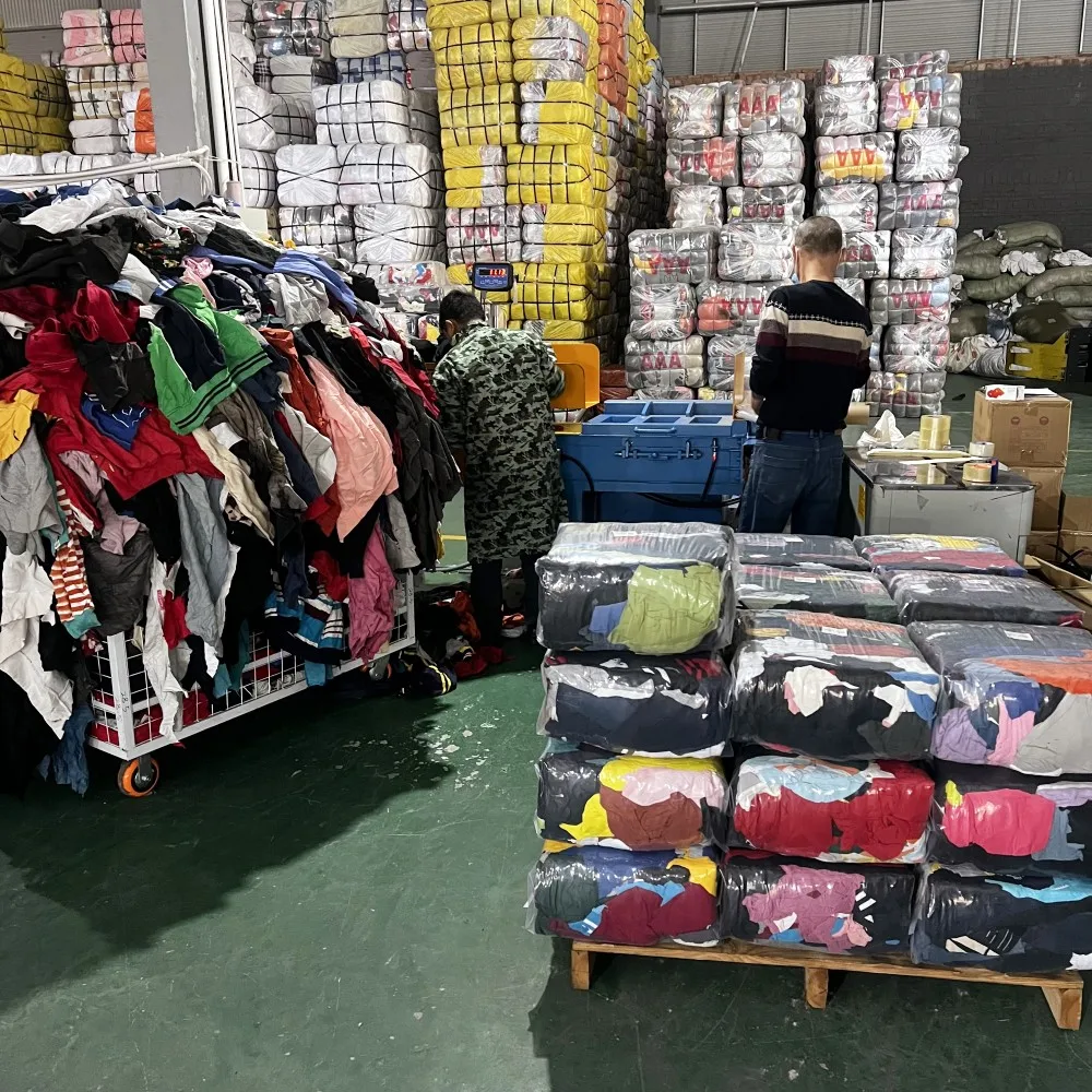 Best sell in Canada  cutting Mixed Color 25 lb 100% cotton cleaning  mixed T-shirt cotton rags