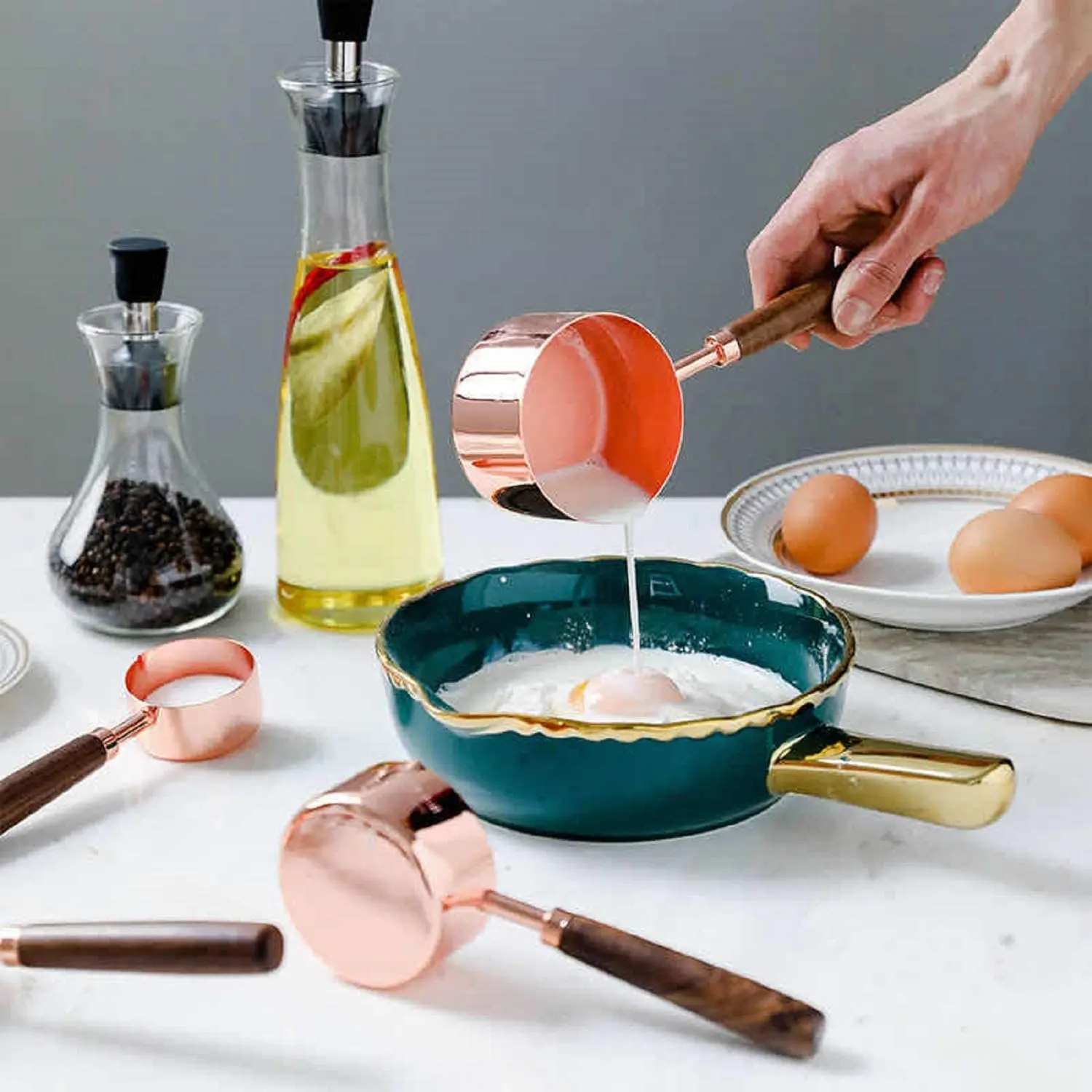 
Walnut Wood Handle rose gold stainless steel copper measuring cups and spoons set 